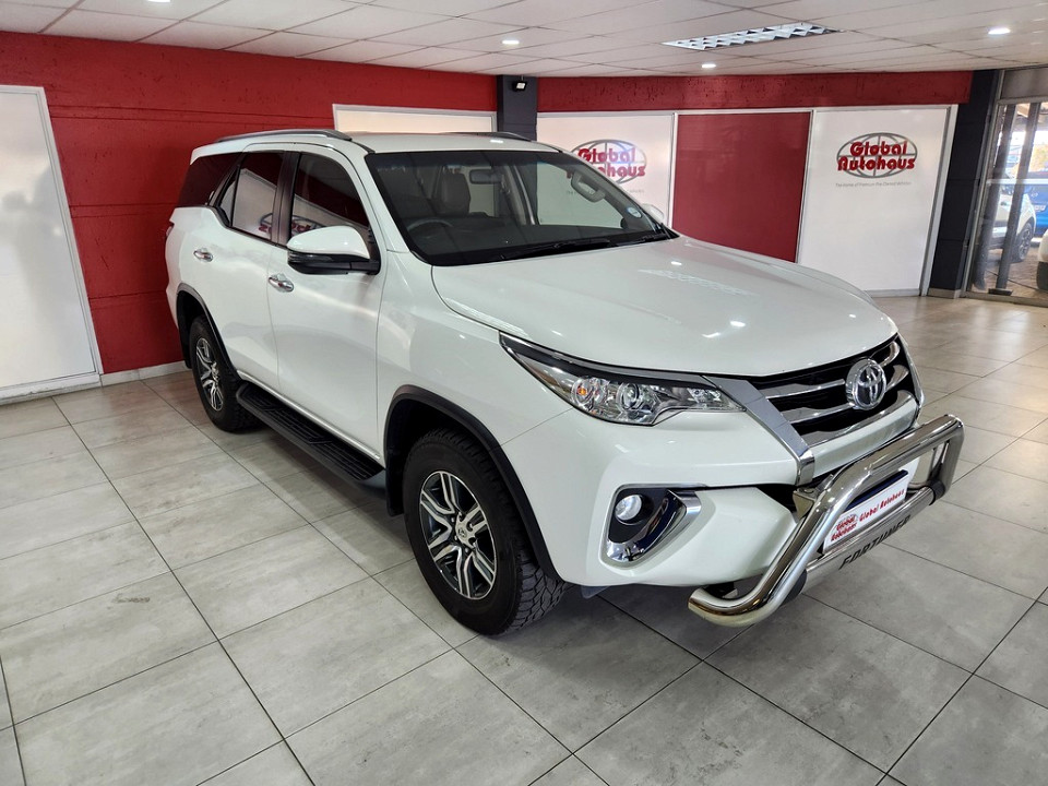 TOYOTA FORTUNER 2.4GD-6 R/B A/T, image 1