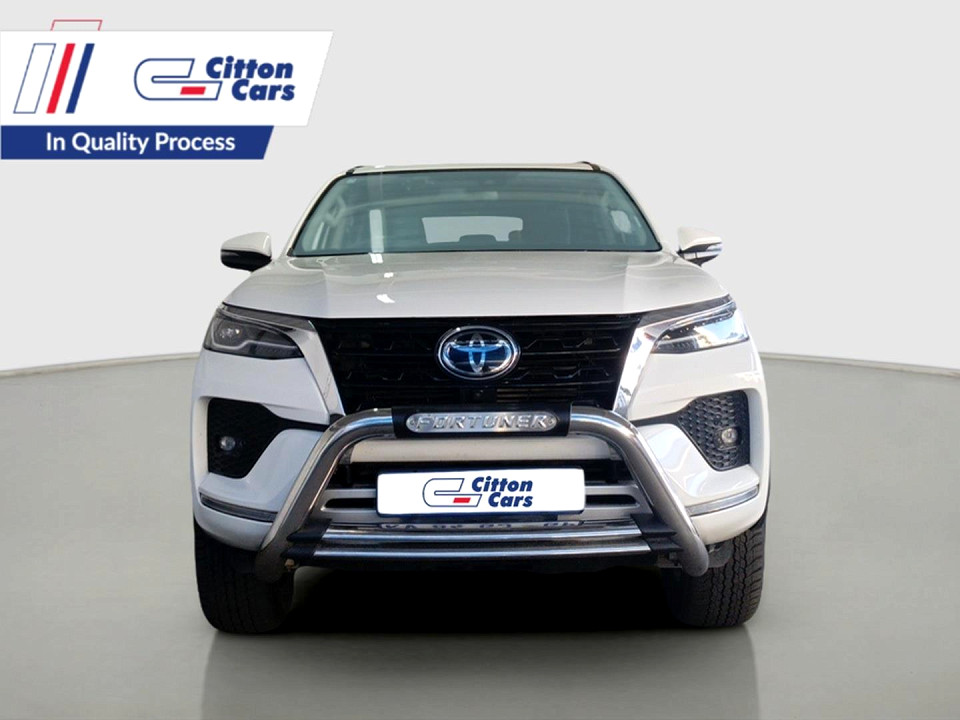 Toyota Fortuner 2.8GD-6 VX A/T, image 1