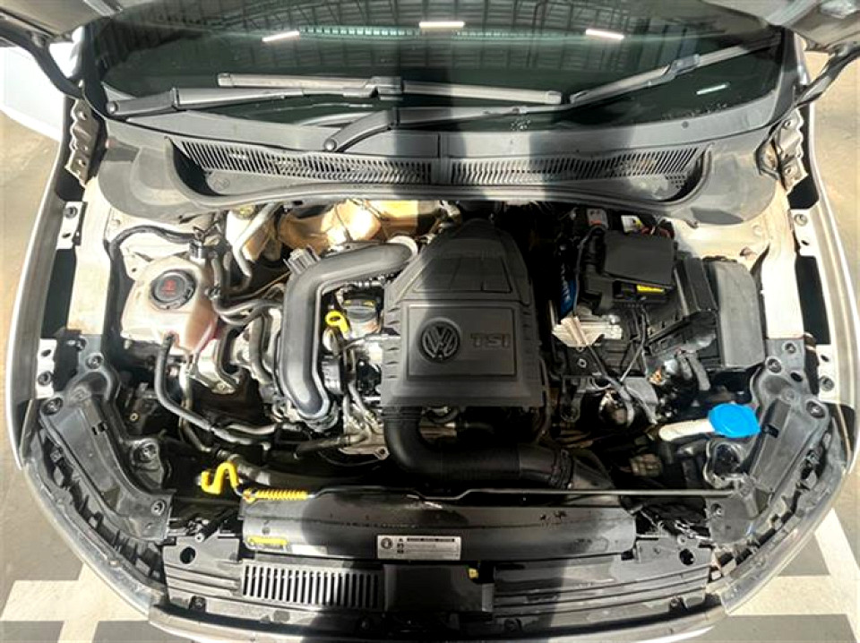 VOLKSWAGEN POLO 1.0 TSI COMFORTLINE DSG, image 2