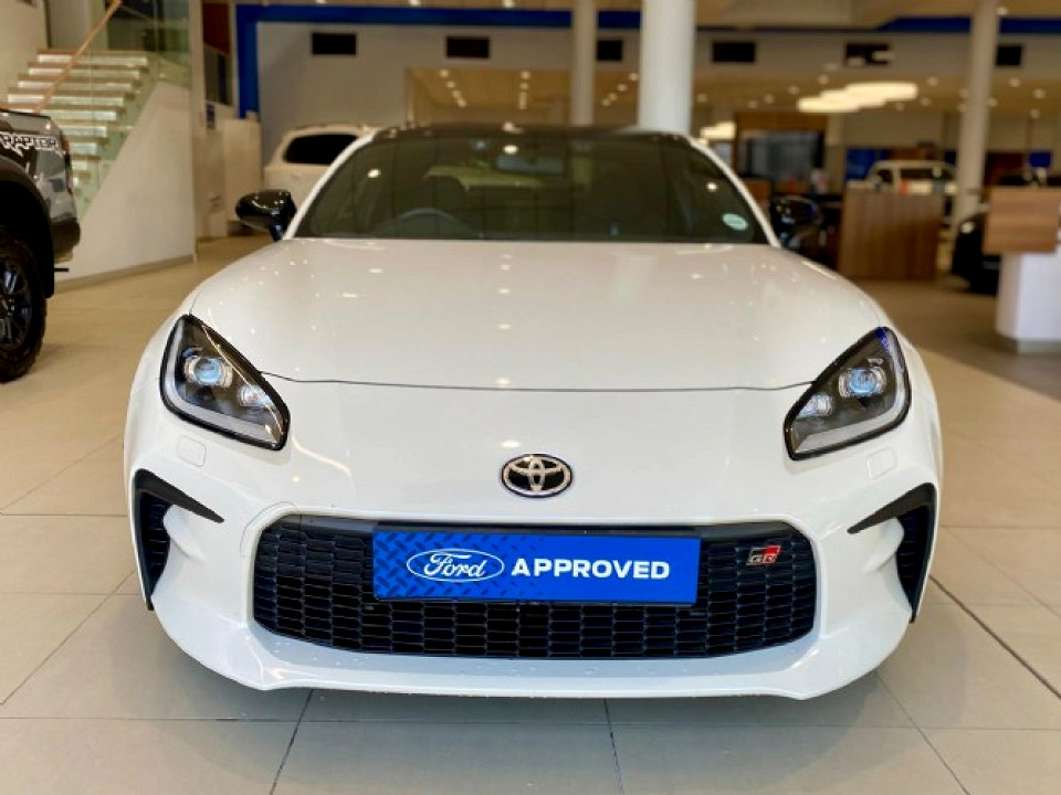 TOYOTA GR86 2.4 A/T, image 2