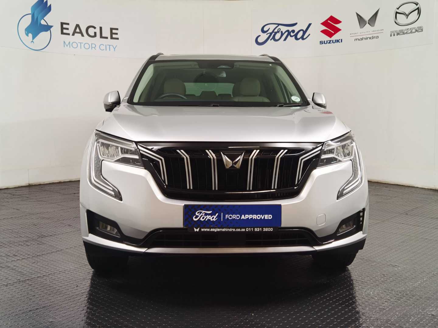 MAHINDRA XUV 700 2.0 AX7L A/T (7 SEATER), image 2