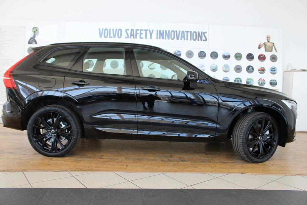 Volvo XC60 T8 Twin Engine AWD Plus Black Edition, image 2