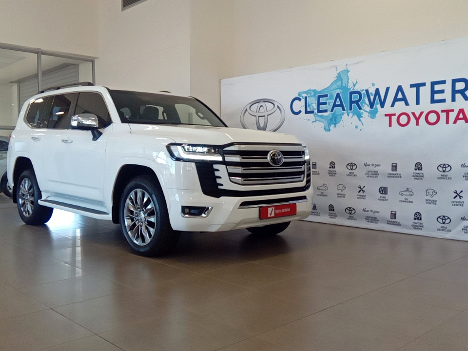 TOYOTA LANDCRUISER 300 V6 3.3D ZX, image 1