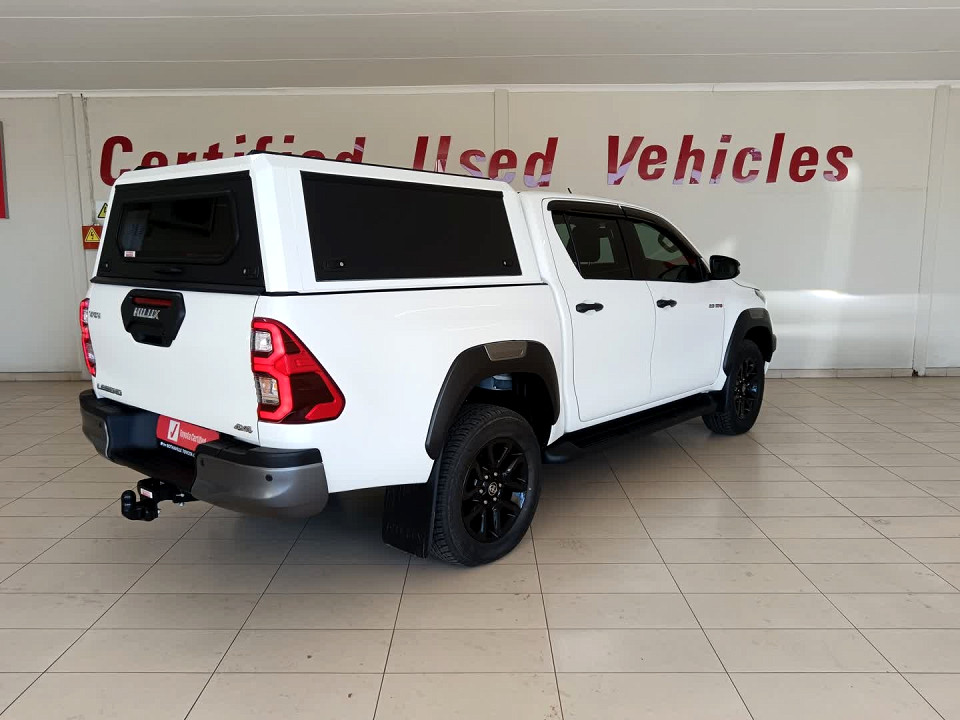 Toyota Hilux Double Cab 2.8GD6 4X4 Legend AT, image 2