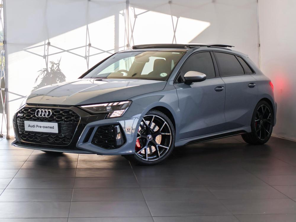 Audi RS3 Sportback quattro S Tronic, image 1