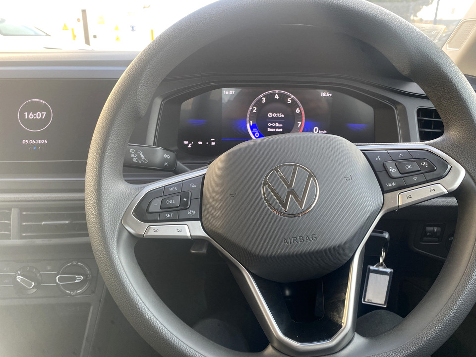 VOLKSWAGEN POLO 1.0 TSI LIFE, image 2