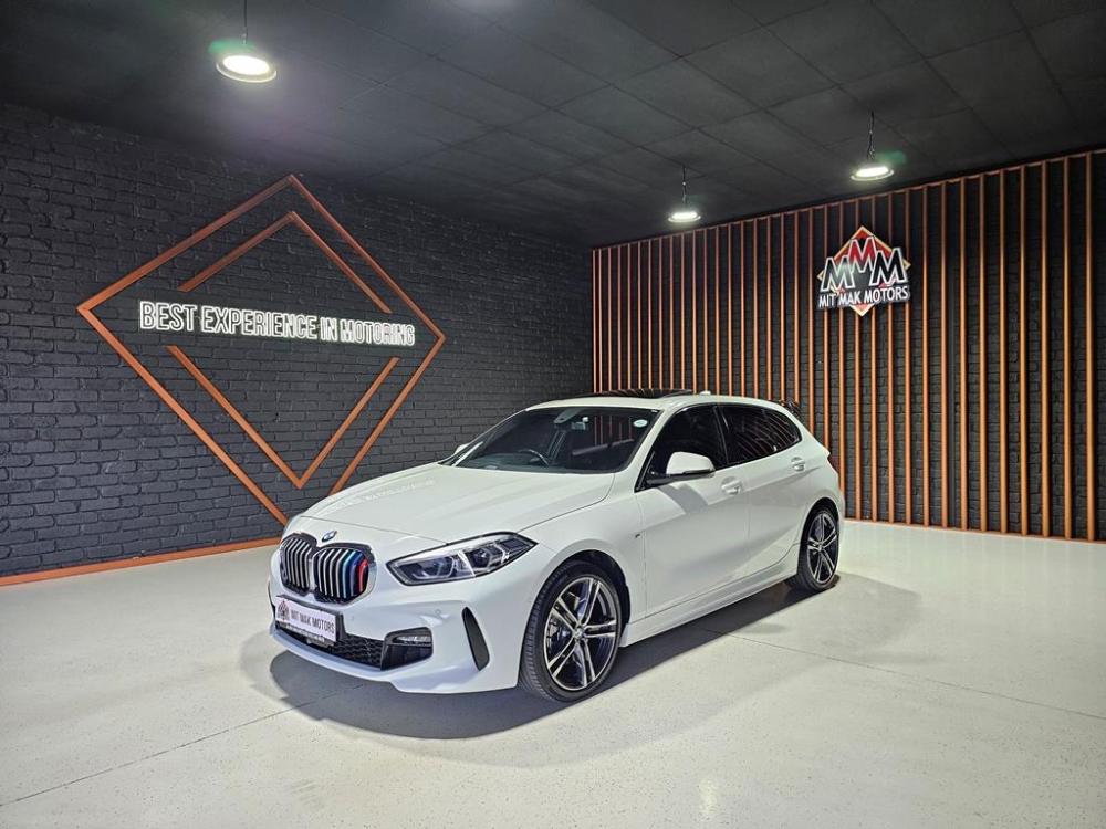 BMW 118i M Sport, image 1