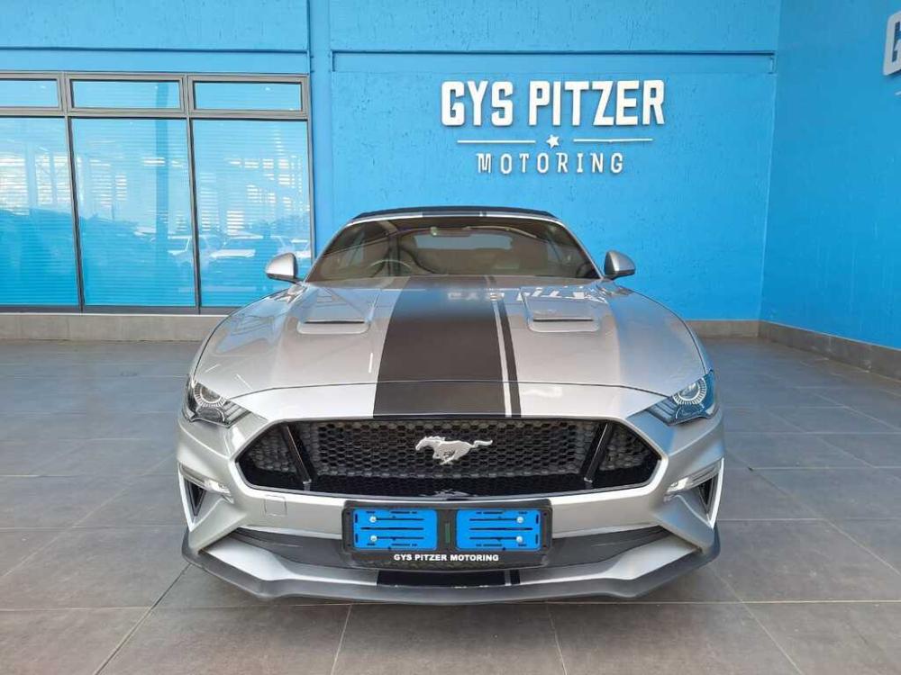 Ford Mustang 5.0 GT Convertible, image 2