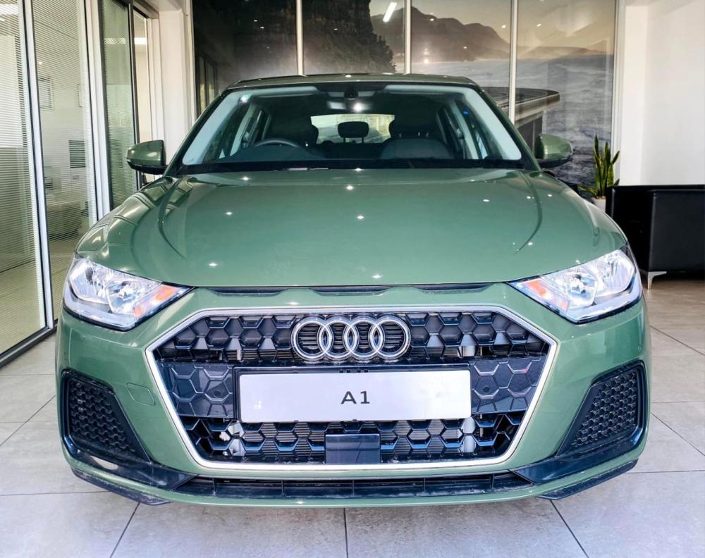 Audi A1 Sportback Sportback Advanced 30 TFSI S tronic, image 2