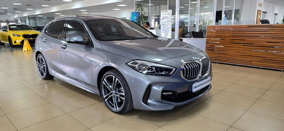 BMW 118i M Sport, image 1