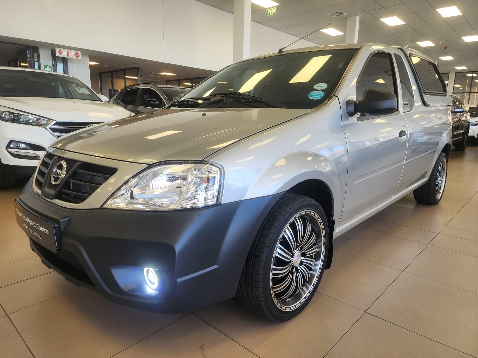 NISSAN NP200 1.6  A/C SAFETY PACK P/U S/C, image 1