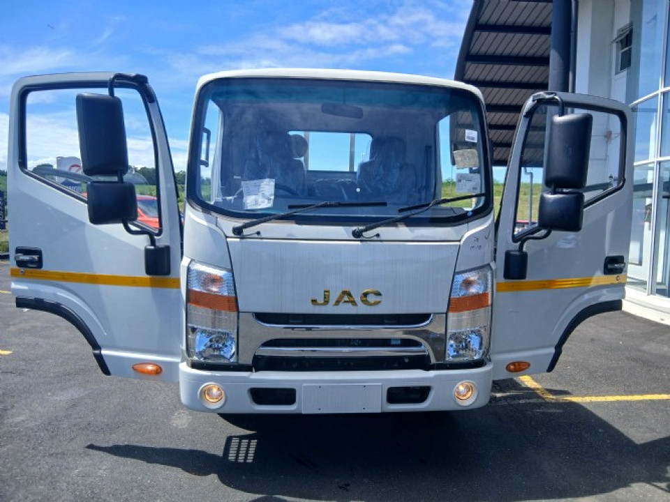 JAC N56 2.8TD F/C D/S, image 2