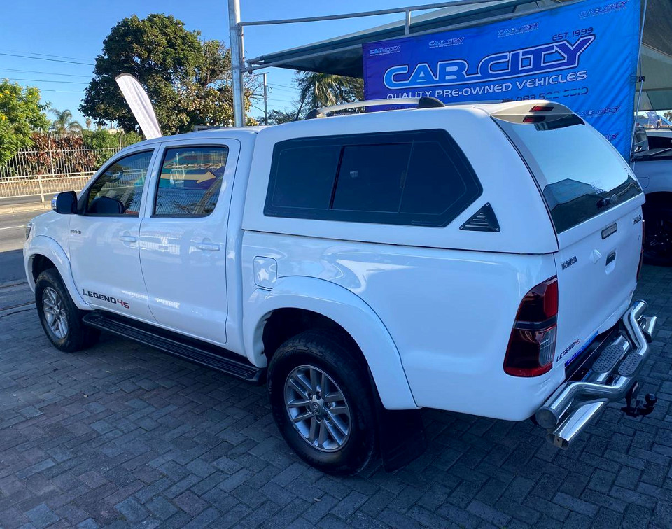 Toyota Hilux 3.0D-4D double cab Raider Legend 45 auto, image 2