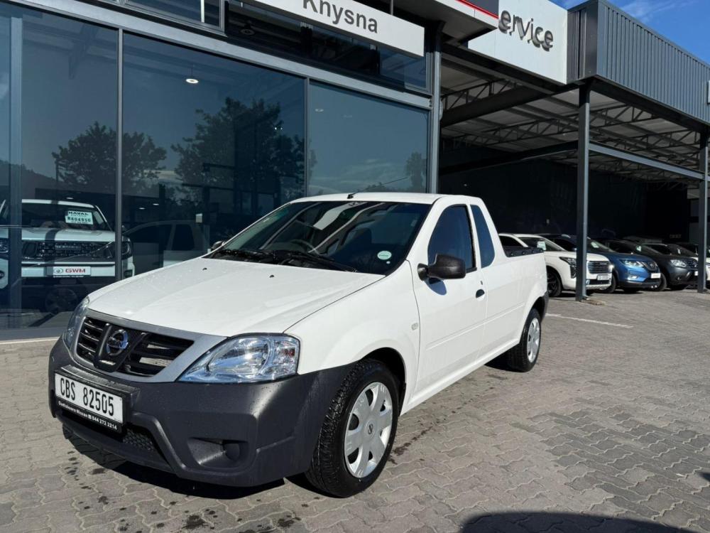 NISSAN NP200 1.6  A/C SAFETY PACK P/U S/C, image 1