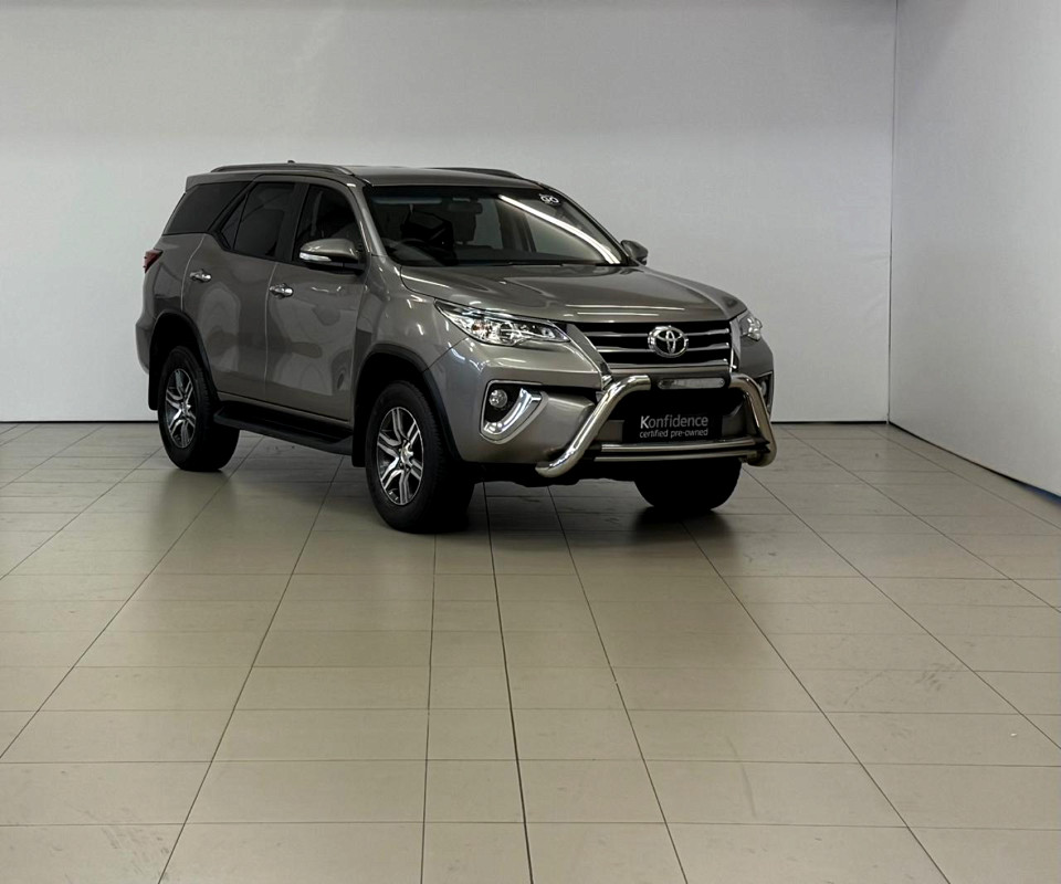 Toyota Fortuner 2.7 A/T, image 1