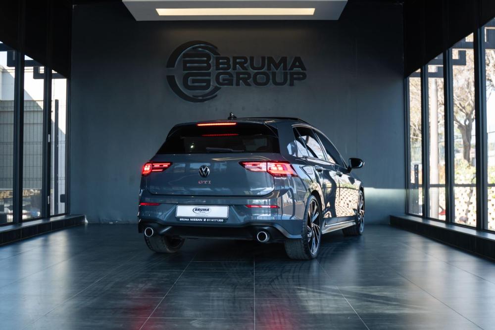 Volkswagen Golf 8 GTI 2.0 TSI DSG, image 2