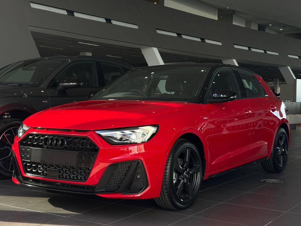 AUDI A1 SPORTBACK 30 TFSI BLACK EDITION S-TRONIC, image 1