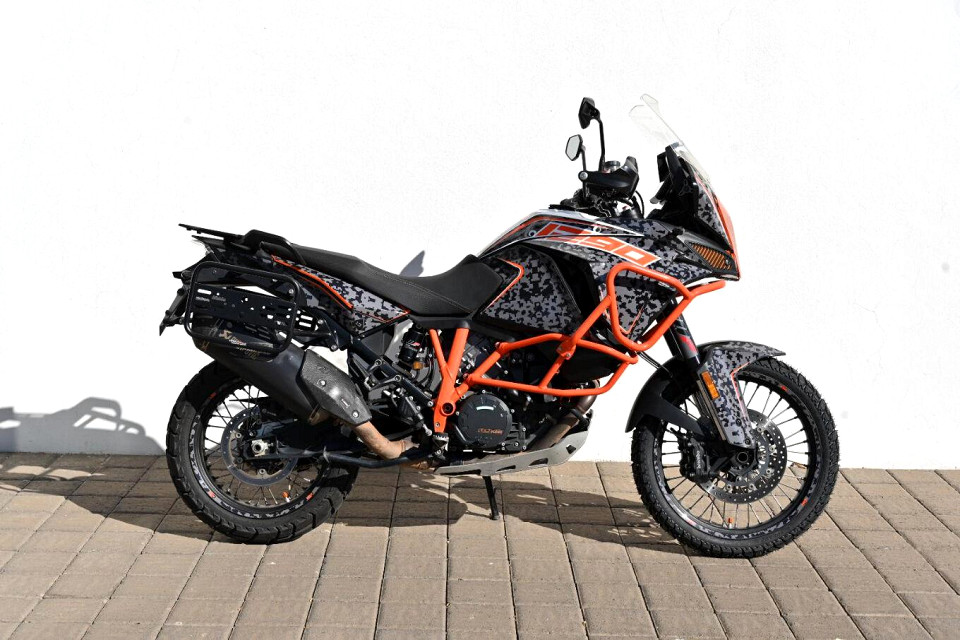 KTM R, image 1