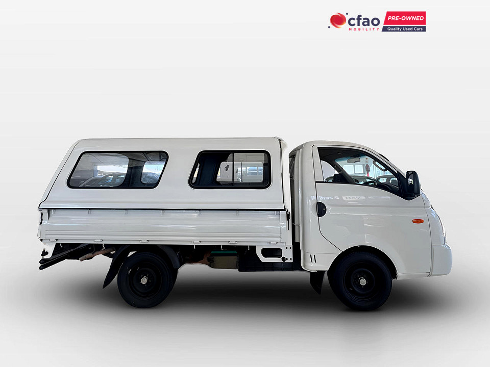 HYUNDAI H100 2.6D A/C F/C D/S, image 2