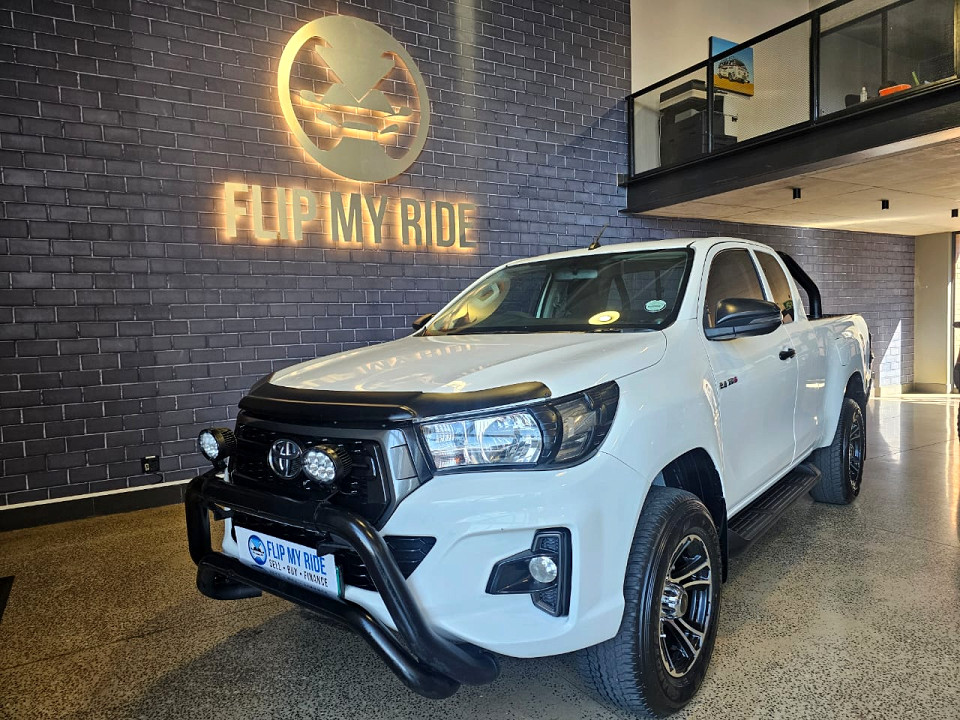 TOYOTA HILUX 2.4 GD-6 RB SRX P/U E/CAB, image 1
