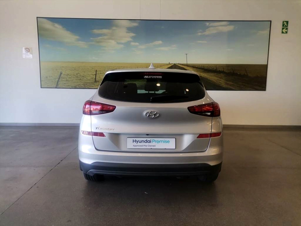 HYUNDAI TUCSON 2.0 PREMIUM A/T, image 2