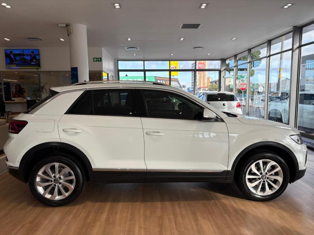 Volkswagen T-Roc 1.4 TSI Design Tiptronic, image 2
