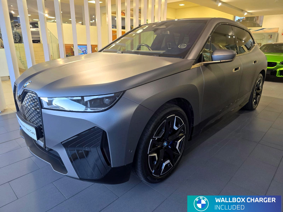 BMW iX xDRIVE50, image 1