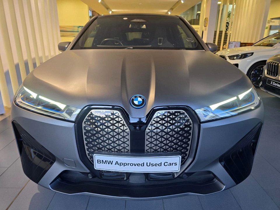 BMW iX xDRIVE50, image 2