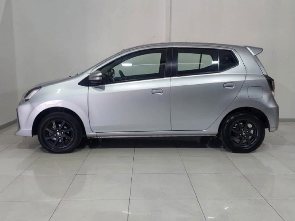 Toyota Aygo 5-door, image 2