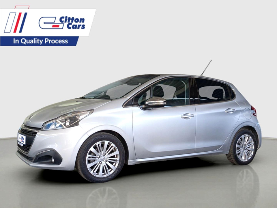 PEUGEOT 208 ALLURE 1.2 PURETECH 5DR, image 2