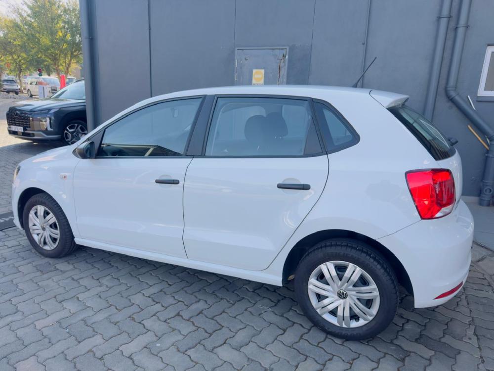 VOLKSWAGEN POLO VIVO 1.4 TRENDLINE (5DR), image 2