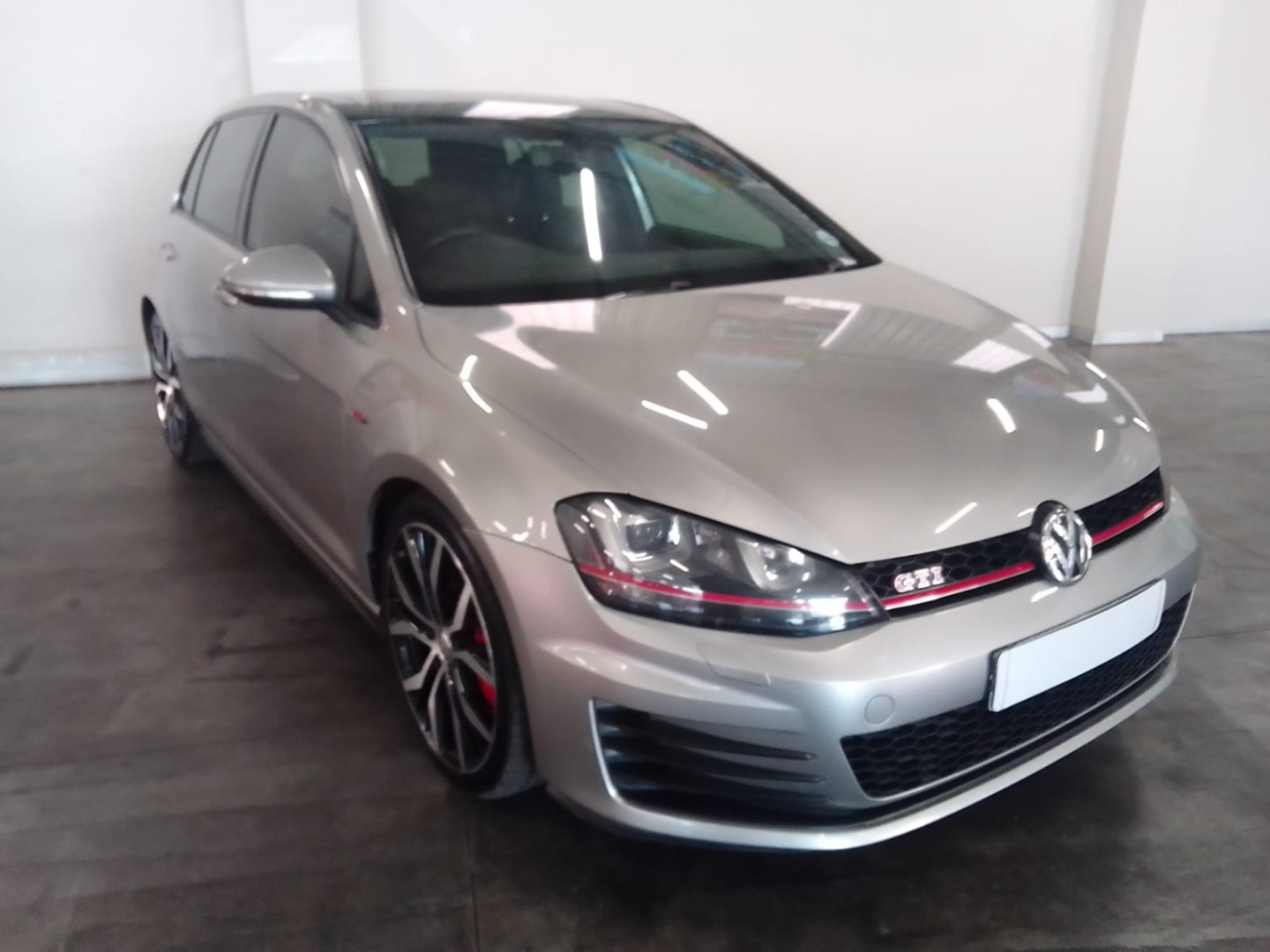 VOLKSWAGEN GOLF VII GTi 2.0 TSI DSG, image 1