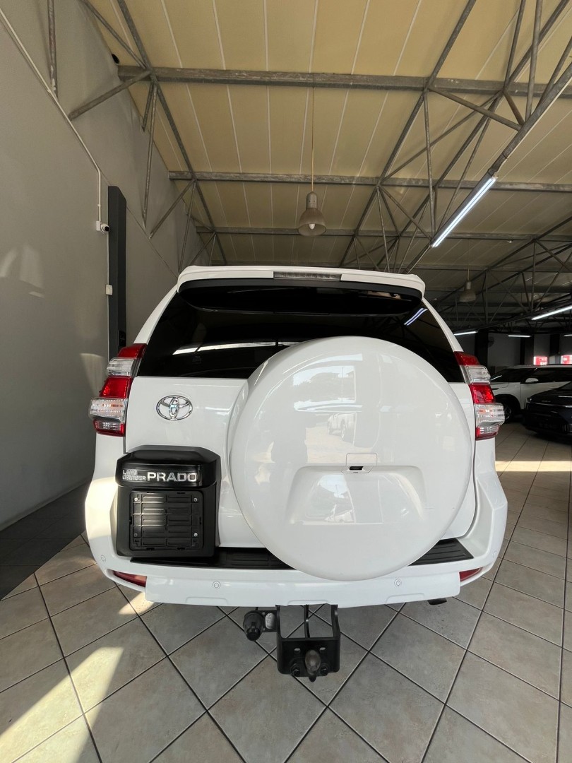 TOYOTA PRADO VX 3.0 TDi A/T, image 2