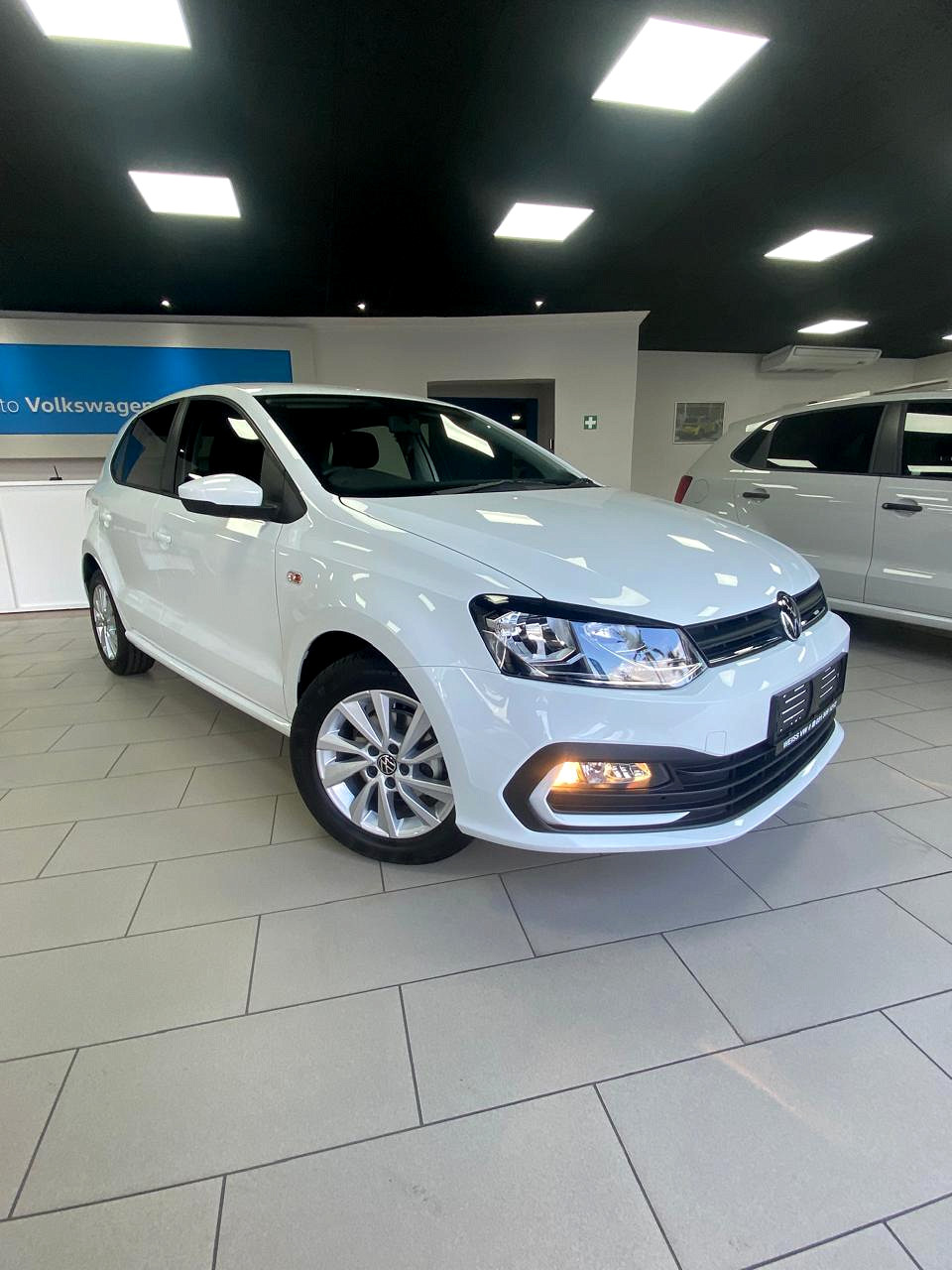 VOLKSWAGEN POLO VIVO 1.4 LIFE (5DR), image 1