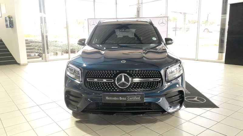 MERCEDES-BENZ GLB 250, image 2