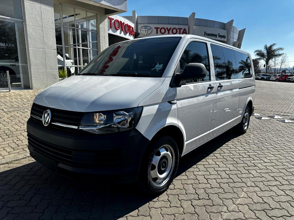 VOLKSWAGEN T6 TRANSPORTER CREWBUS 2.0 TDi LWB (10 SEAT), image 2
