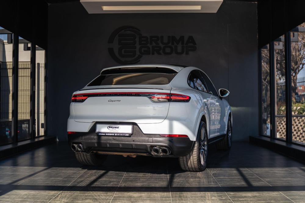 Porsche Cayenne Coupe, image 2