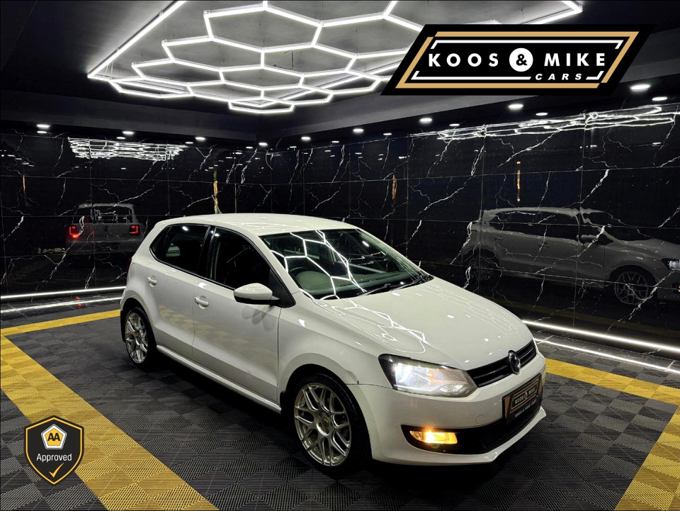 VOLKSWAGEN POLO 1.4 COMFORTLINE 5DR, image 1