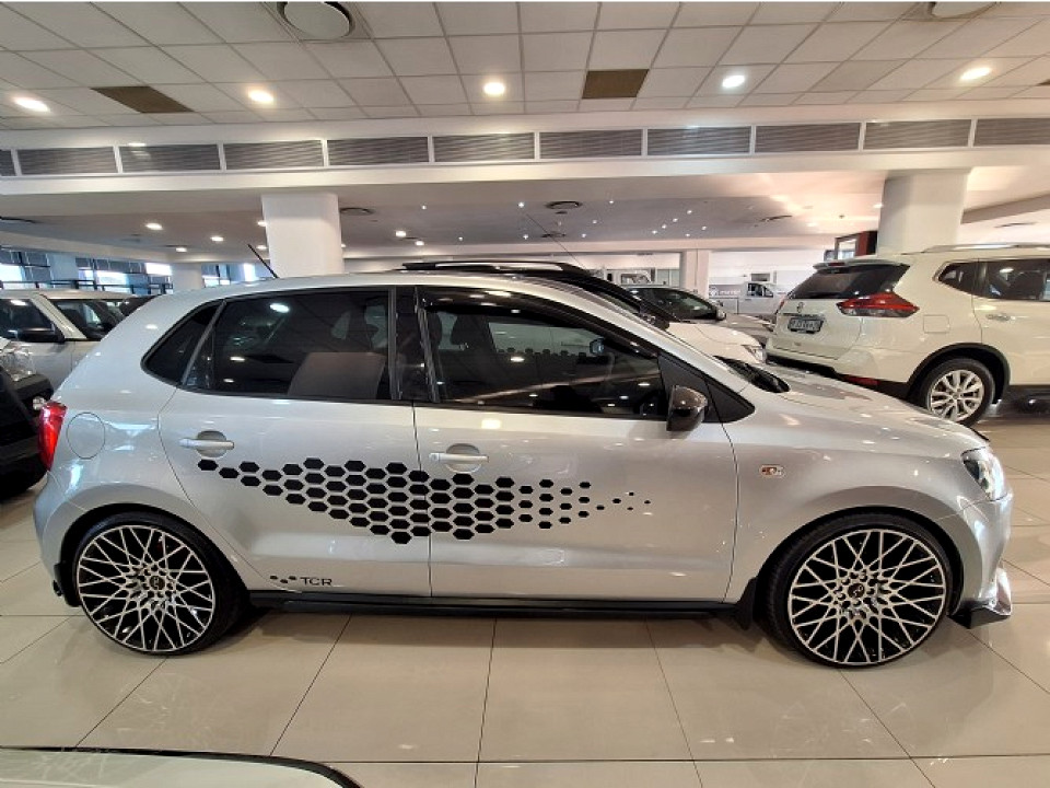 VOLKSWAGEN POLO VIVO 1.4 COMFORTLINE (5DR), image 2