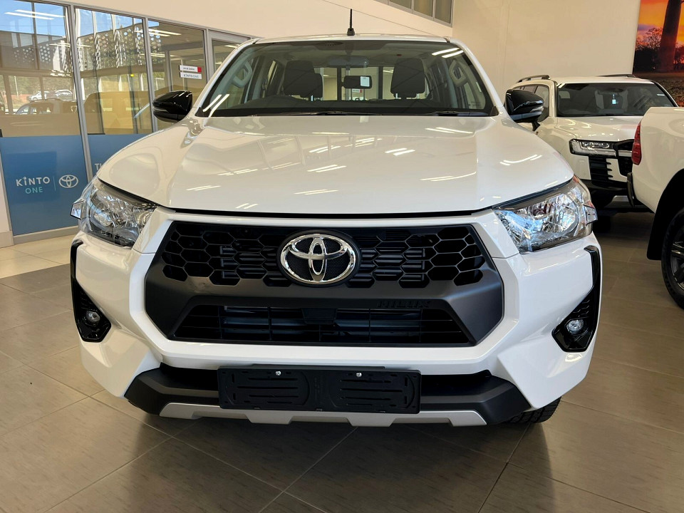 Toyota Hilux Double Cab  2.4GD6 RB Raider AT, image 2