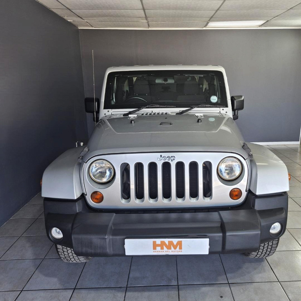 Jeep Wrangler 3.8L Sahara, image 2