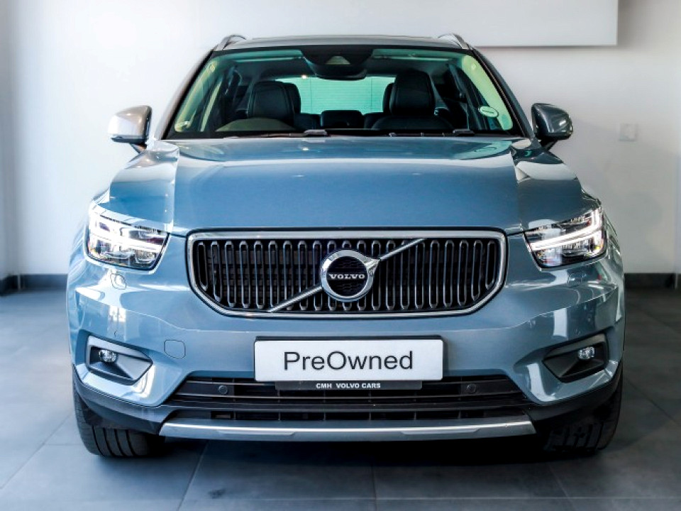 VOLVO XC40 T5 MOMENTUM AWD GEARTRONIC, image 2