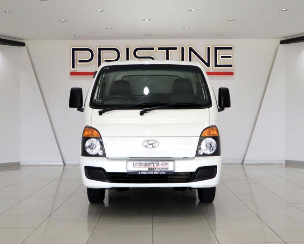 Hyundai H-100 Bakkie 2.6D Deck, image 2