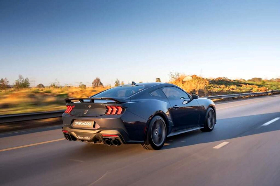FORD MUSTANG 5.0 DARK HORSE A/T, image 2