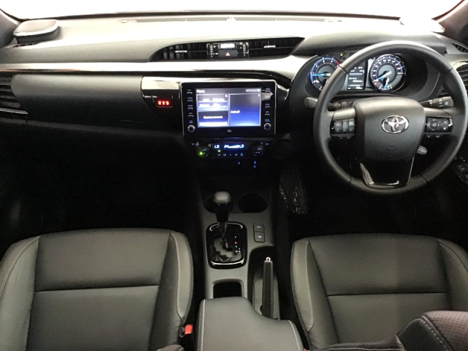 TOYOTA HILUX 2.8 GD-6 RB RAIDER A/T P/U D/C (MHEV), image 2