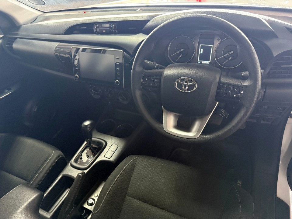 Toyota Hilux Double Cab  2.4GD6 RB Raider AT, image 2