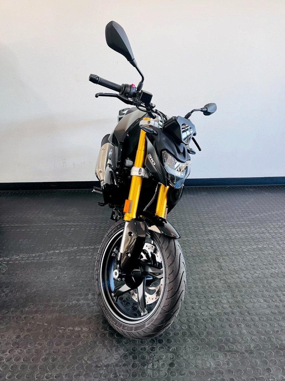 BMW G 310 R COSMIC BLACK, image 2