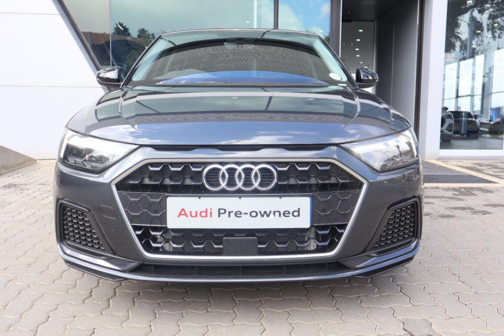 Audi A1 Sportback Sportback Advanced 30 TFSI S tronic, image 2