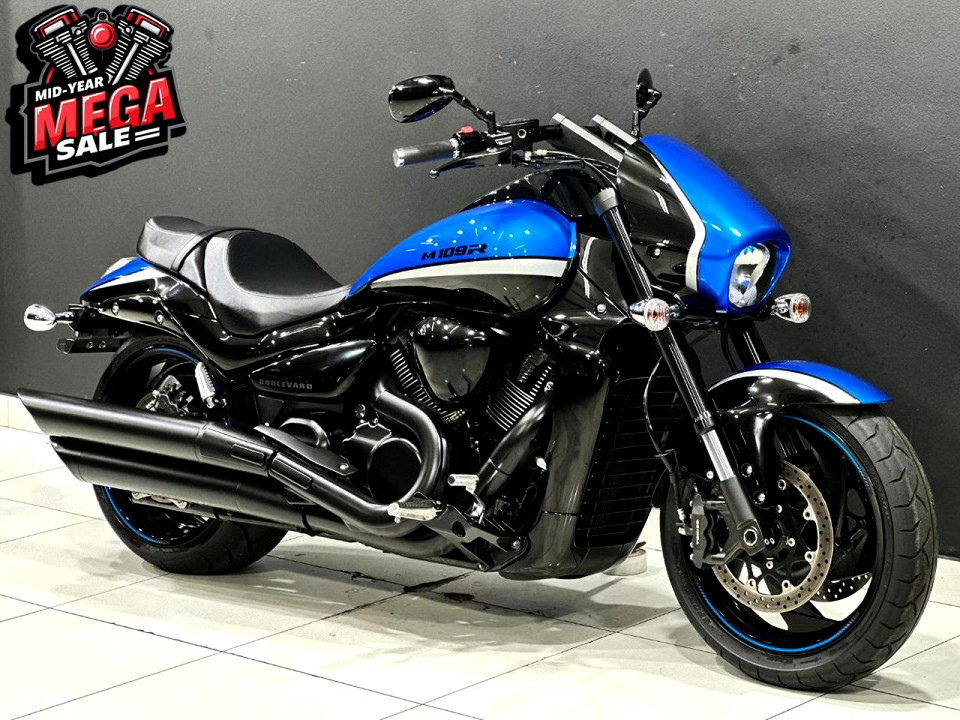 SUZUKI 1800 BOULEVARD, image 1