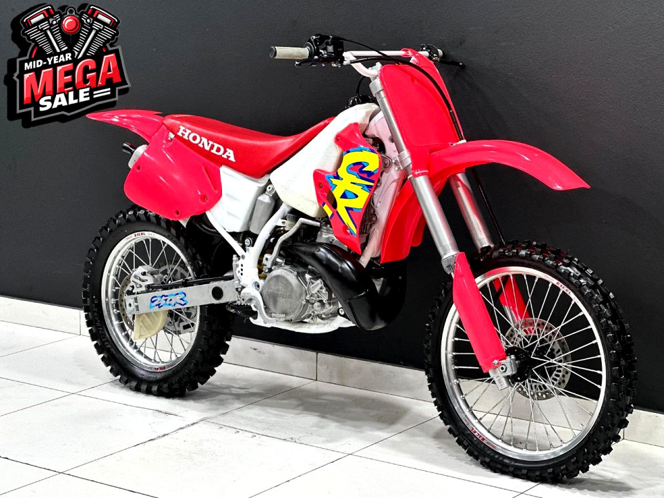 HONDA 250 2 stroke Classic Collectable, image 1
